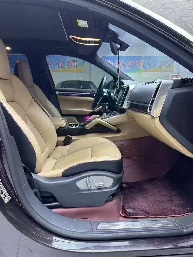 廊坊17年保时捷卡宴6