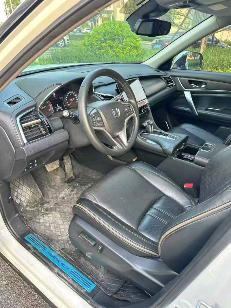 广州20年本田冠道5