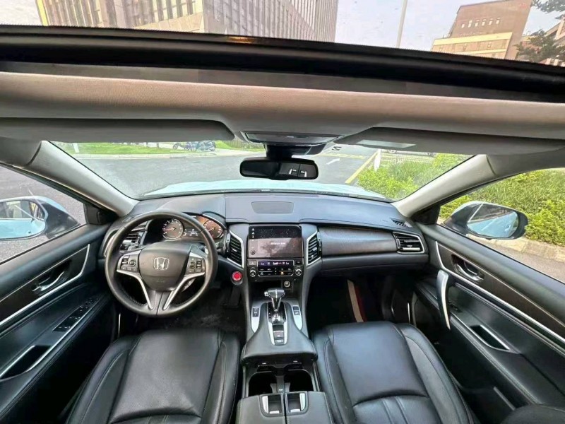 广州20年本田冠道8