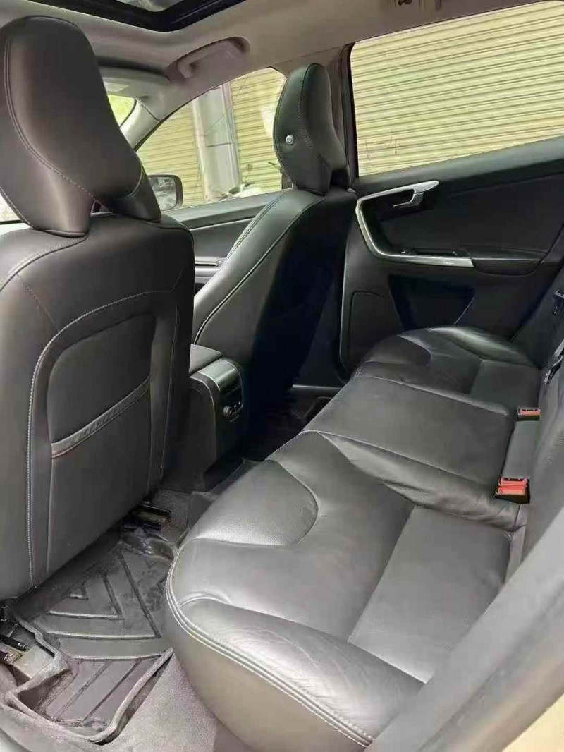 安顺17年沃尔沃XC607