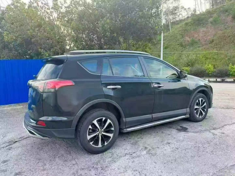 梧州17年丰田RAV4荣放3