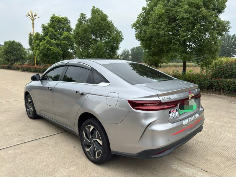 盐城23年吉利几何4