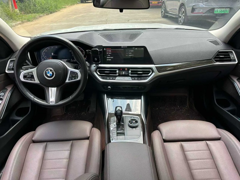 中山21年宝马3系3