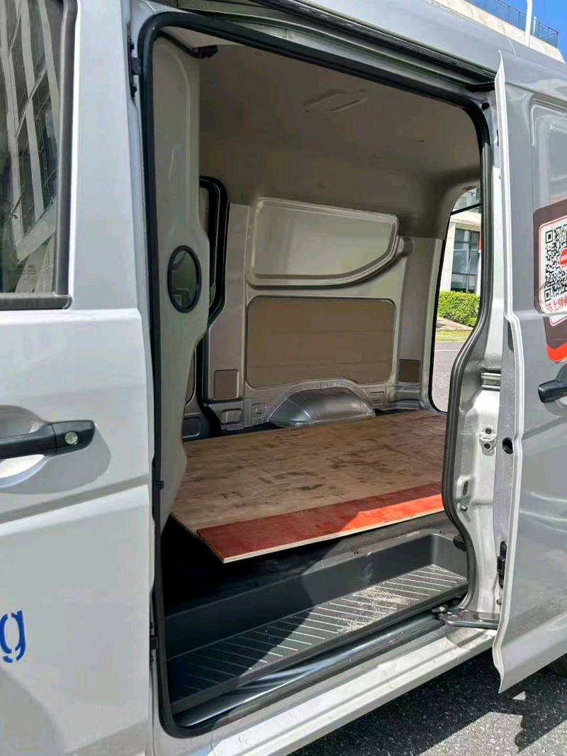 广州25年长安汽车跨越5