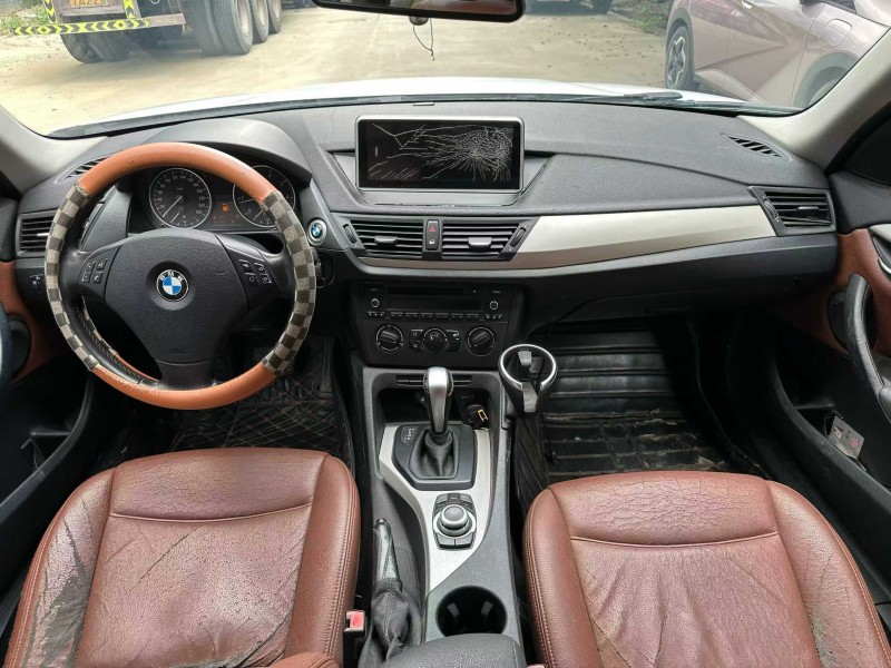 中山12年宝马X16