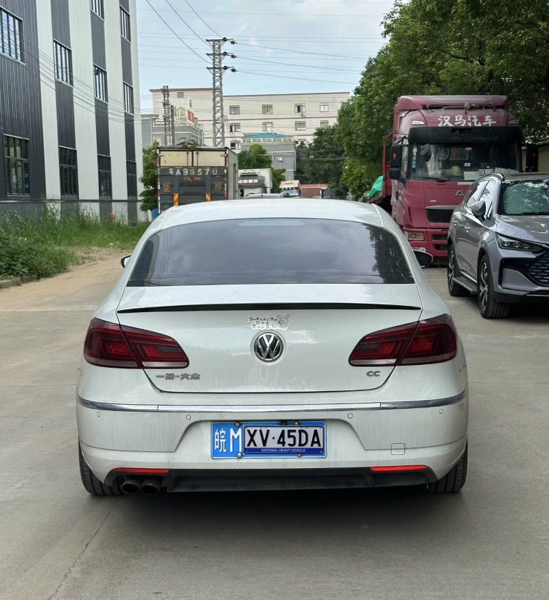 中山17年大众CC3