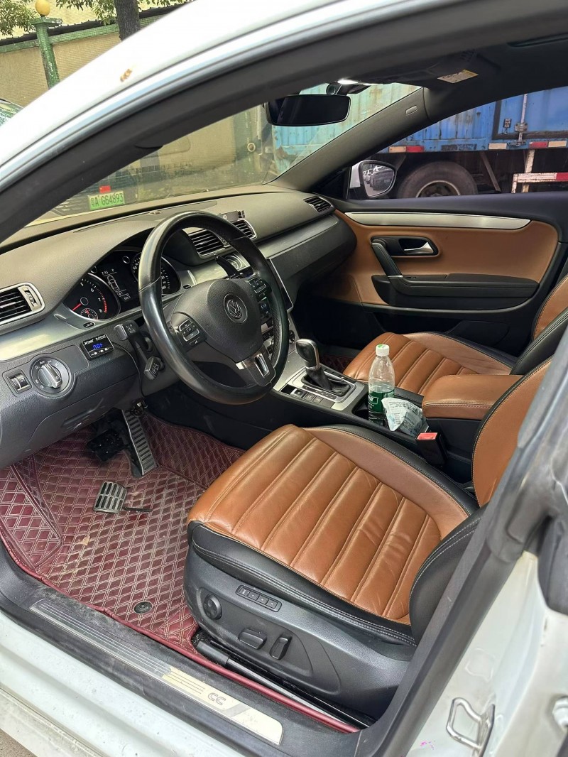 中山17年大众CC4