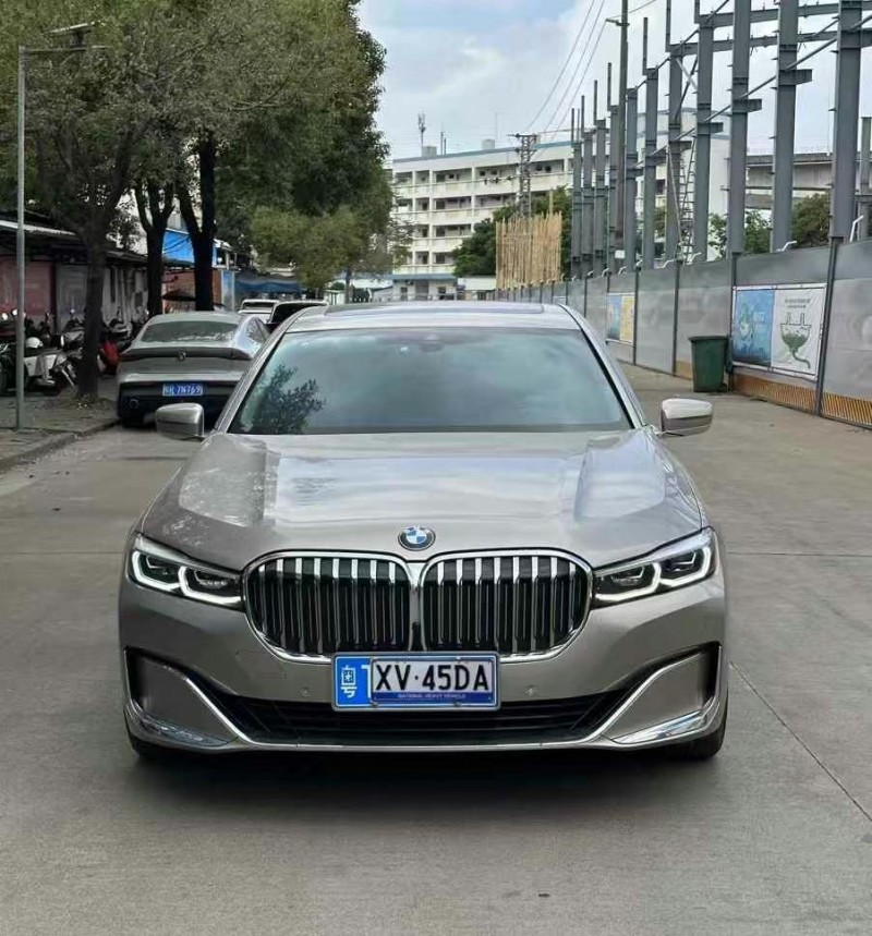 中山20年宝马7系1