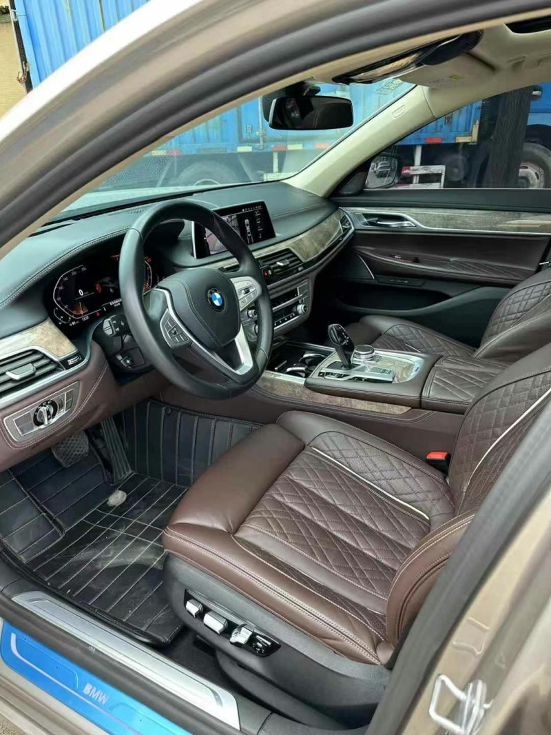 中山20年宝马7系3