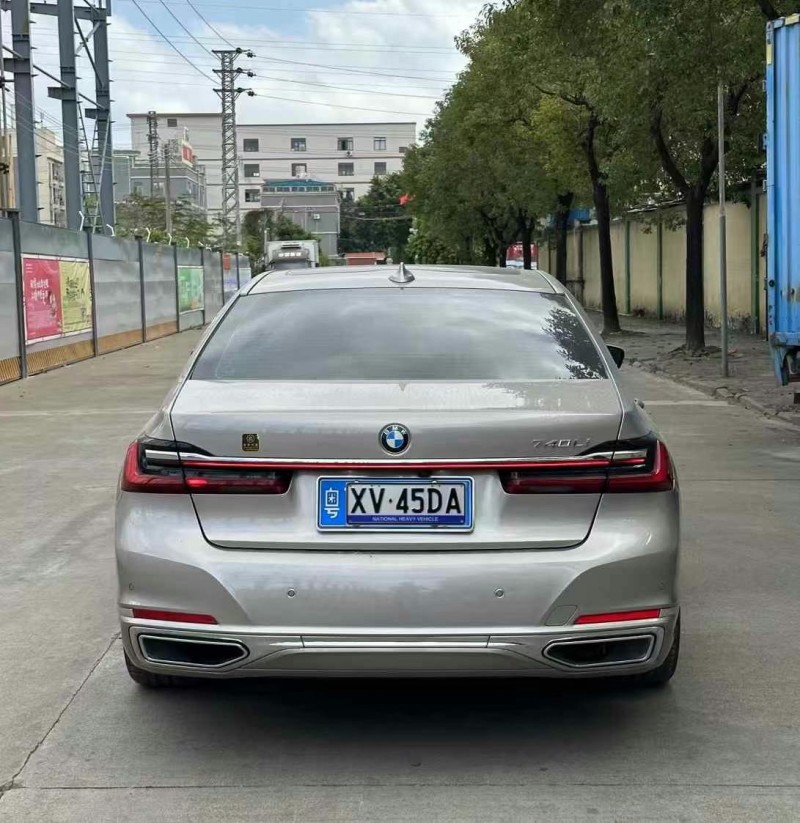 中山20年宝马7系4