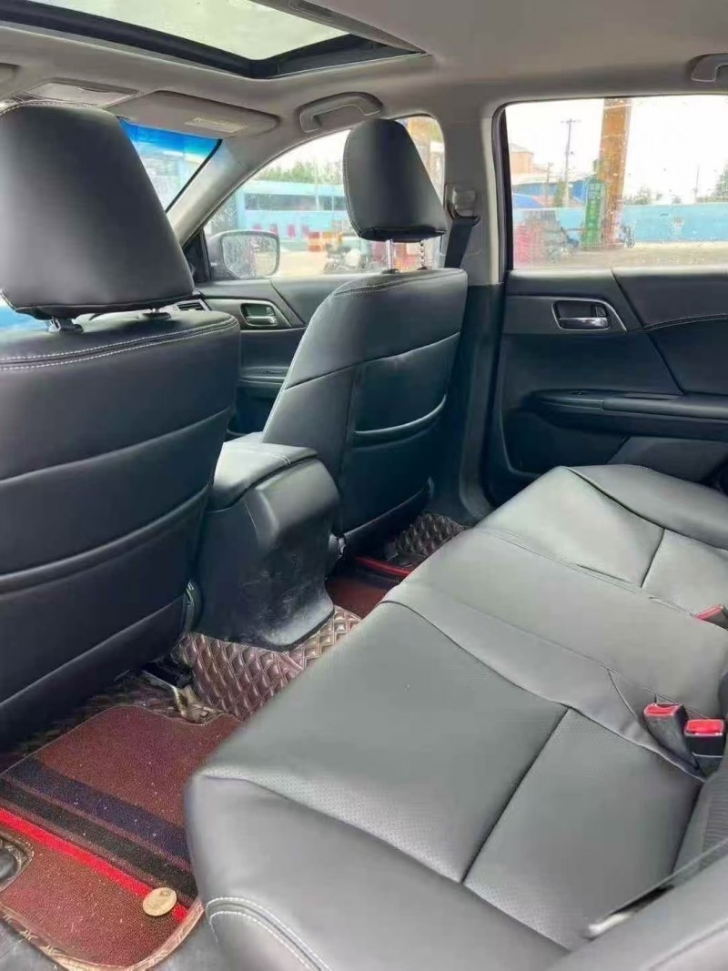 菏泽16年本田雅阁5