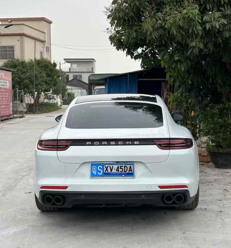 中山19年保时捷帕拉梅拉4