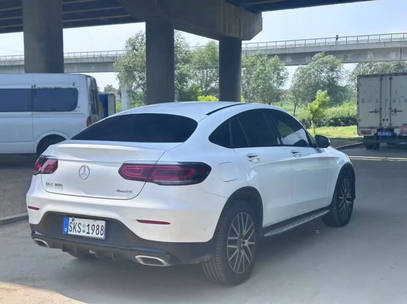 青岛20年奔驰GLC8