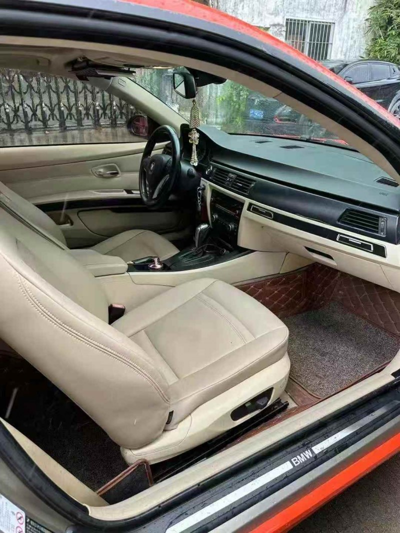 中山09年宝马3系3