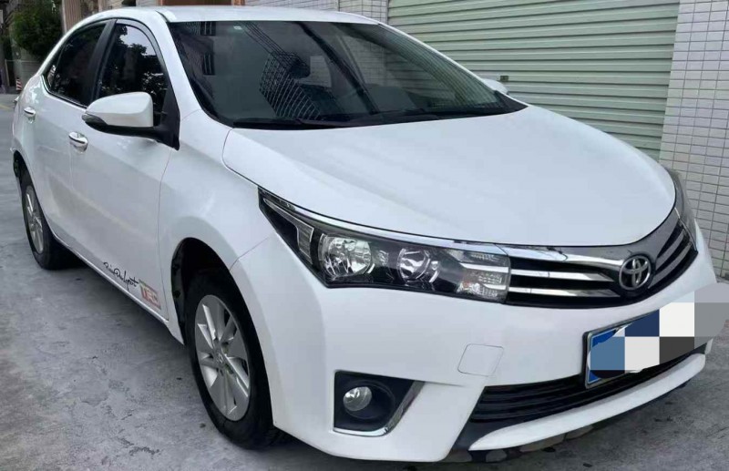 中山19年丰田卡罗拉2