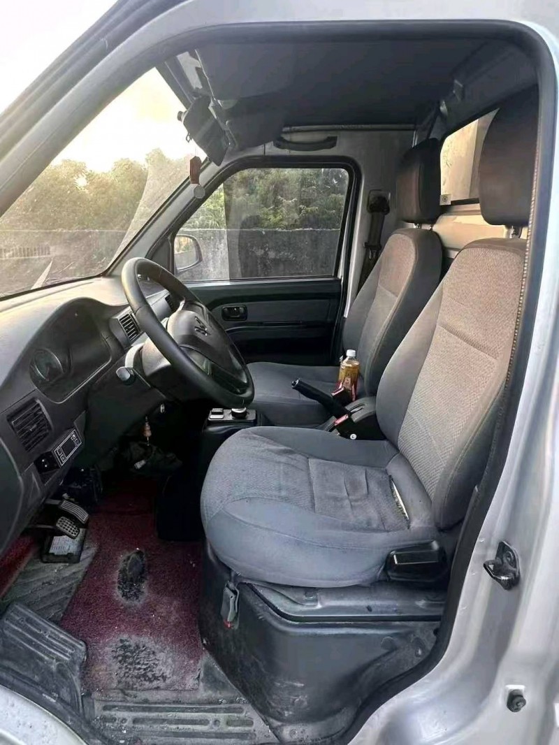 广州23年五菱汽车新能源4