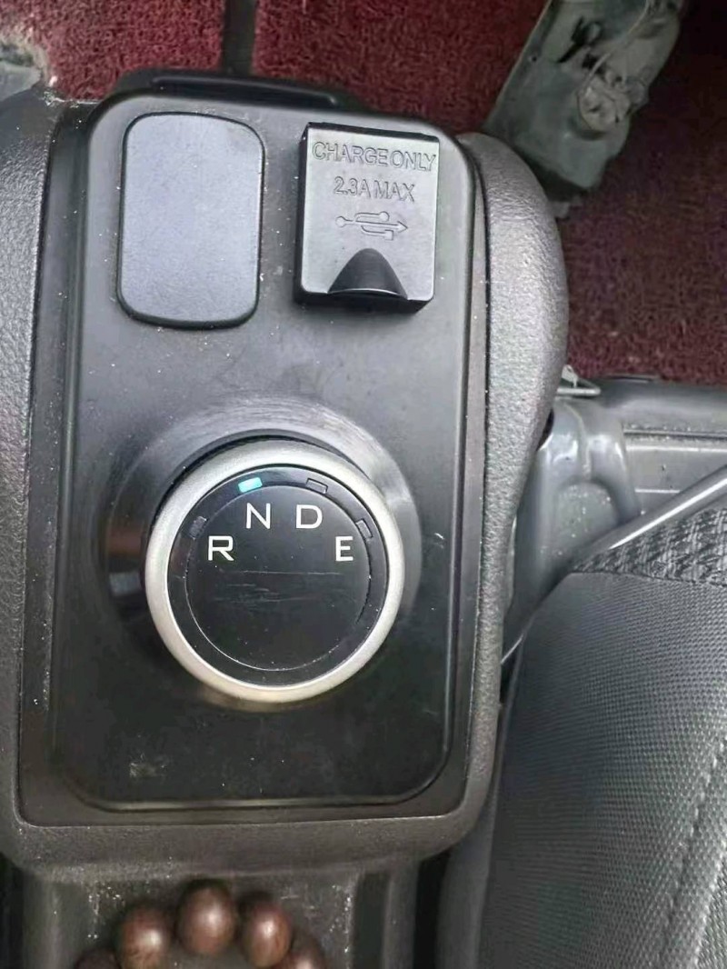 广州23年五菱汽车新能源5