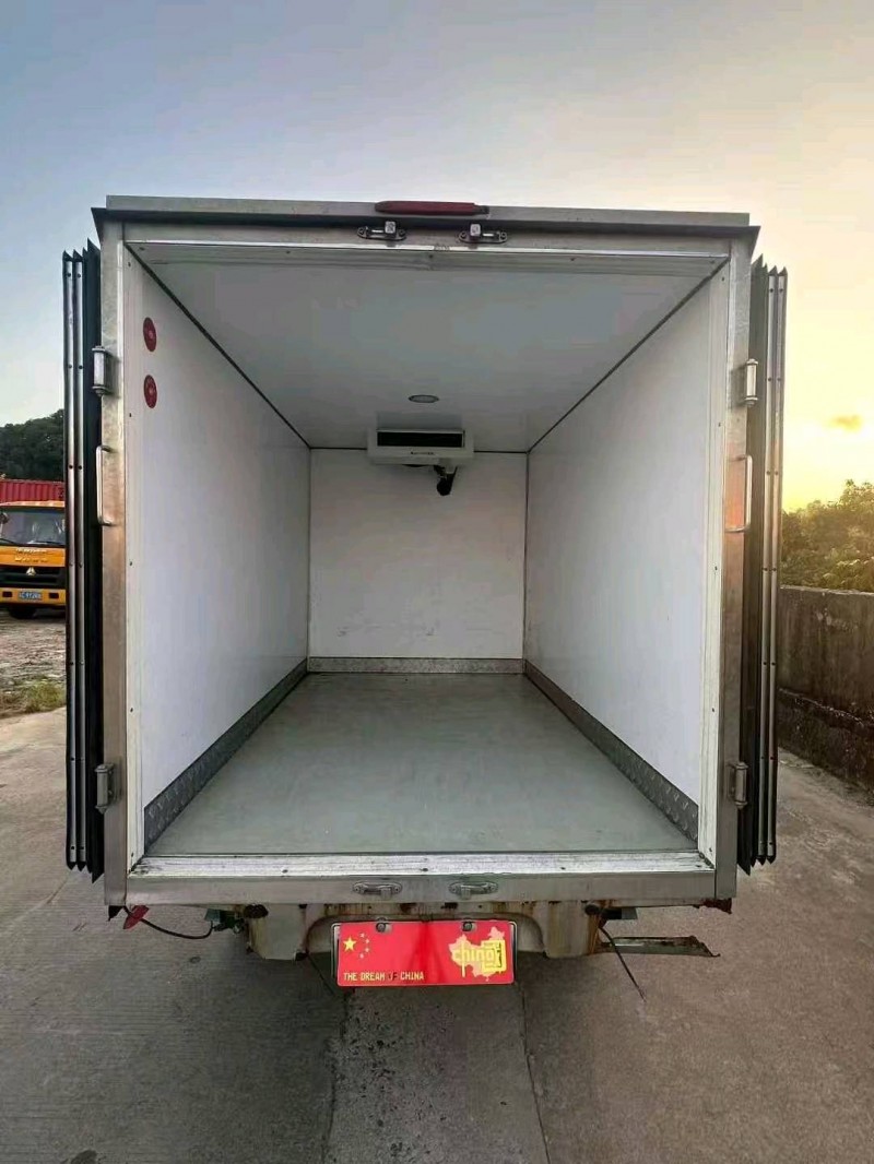 广州23年五菱汽车新能源6