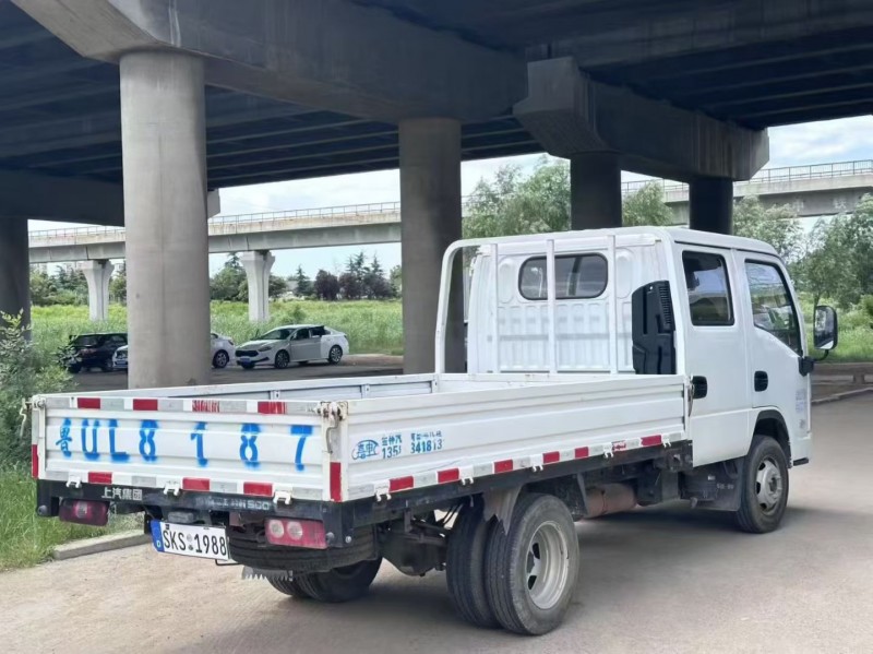 青岛23年上汽集团轻卡8