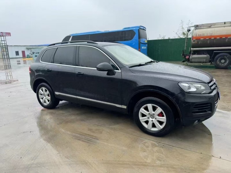 菏泽14年大众途锐2