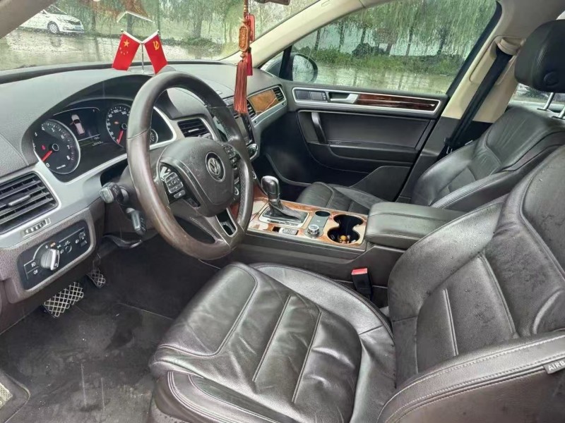 菏泽14年大众途锐6