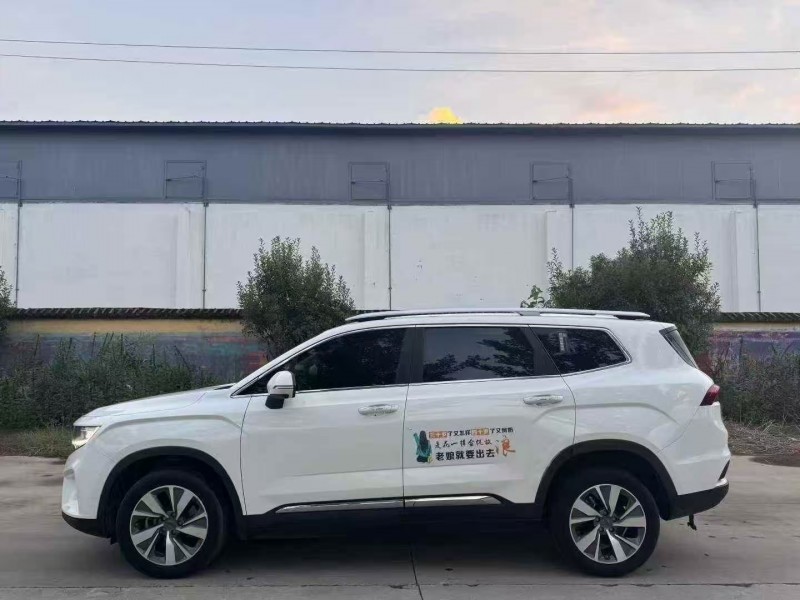 菏泽21年吉利豪越7