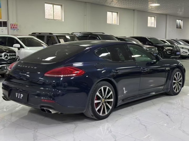 廊坊16年保时捷帕拉梅拉7