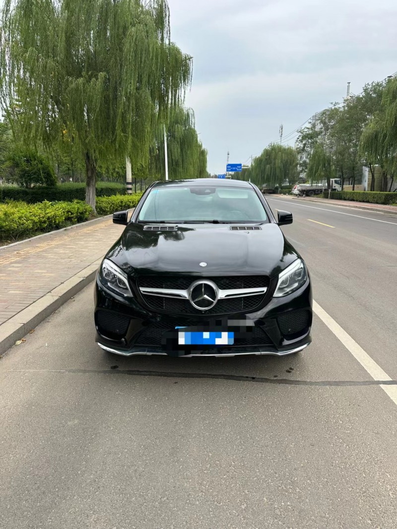 青岛16年奔驰GLE1