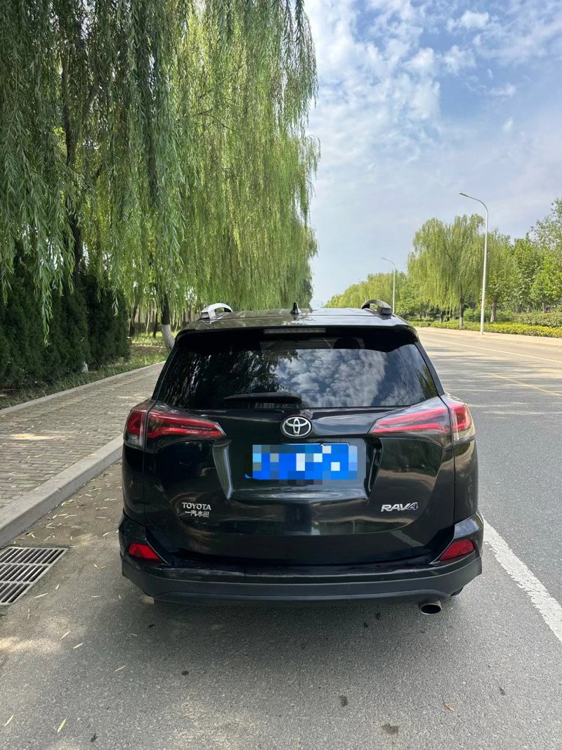 青岛17年丰田RAV4荣放6