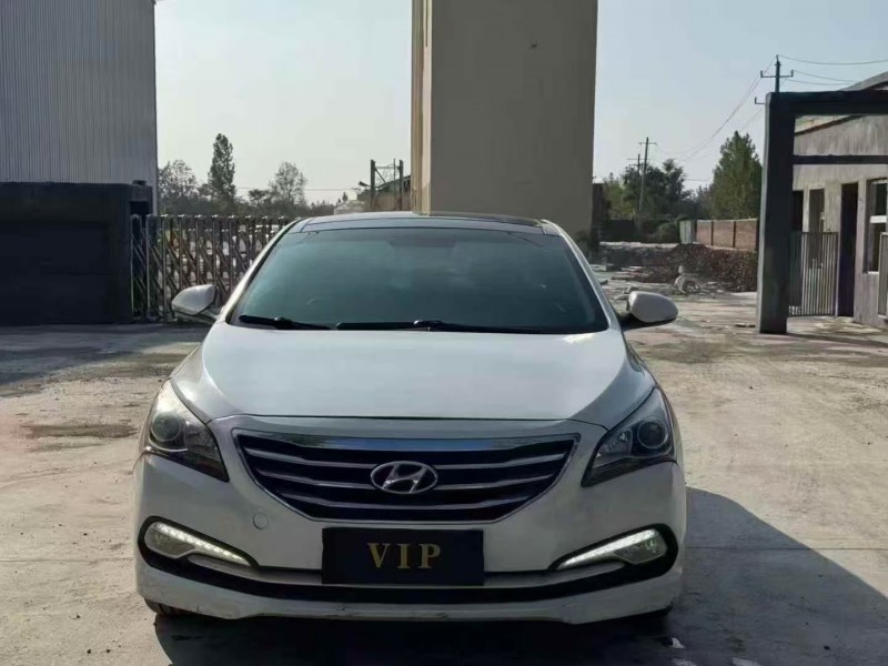 菏泽17年现代名图1