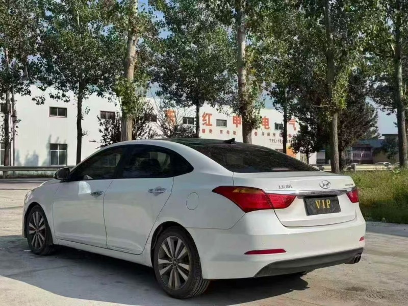 菏泽17年现代名图8