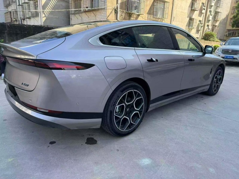 襄阳25年长安汽车启源8