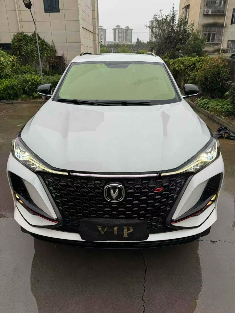 襄阳20年长安汽车CS752