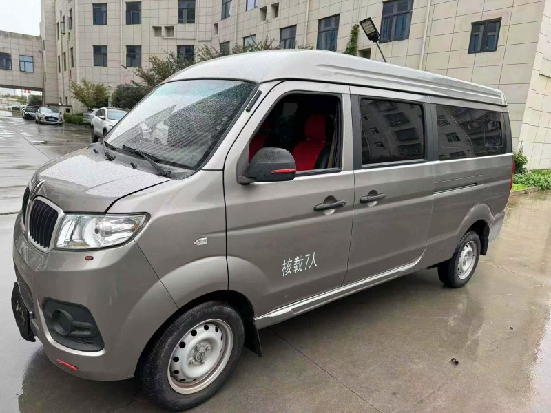 襄阳23年华晨海狮3