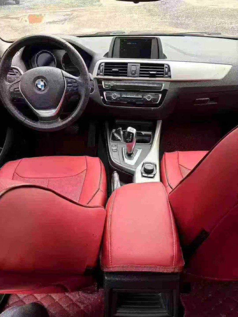 襄阳18年宝马1系8