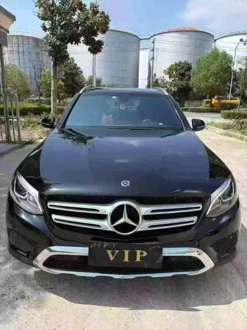 襄阳18年奔驰GLC1