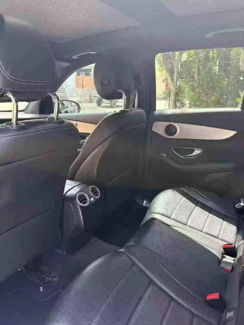 襄阳18年奔驰GLC3