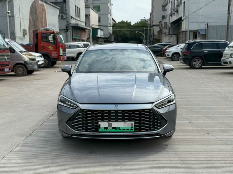 金华22年比亚迪秦1