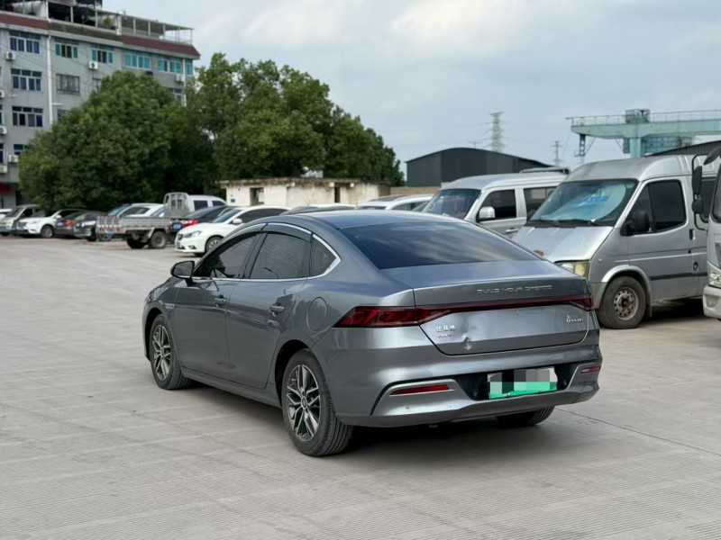 金华22年比亚迪秦9