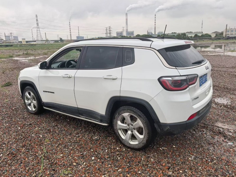 苏州17年Jeep指南者8