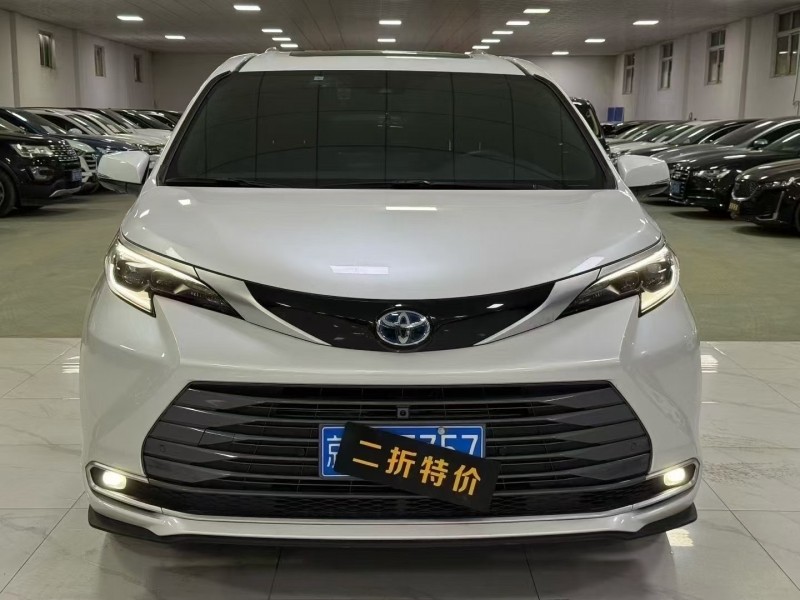 廊坊23年丰田塞纳1