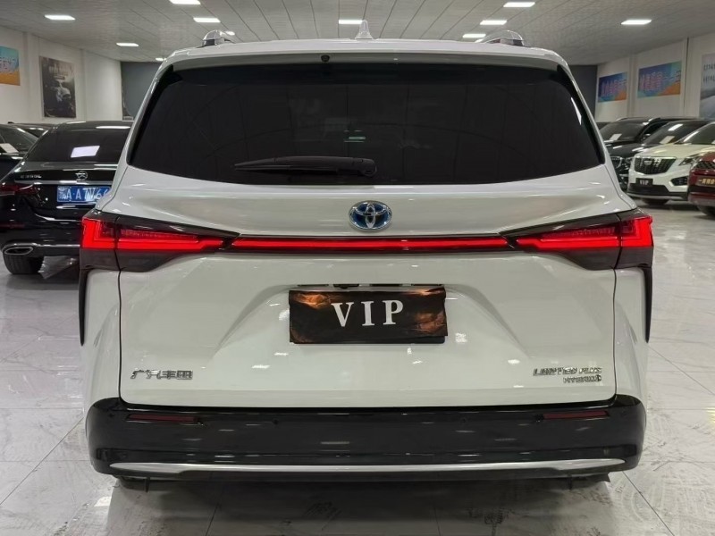 廊坊23年丰田塞纳9