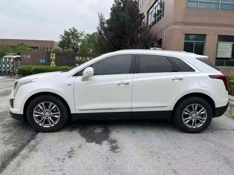 襄阳21年凯迪拉克XT54