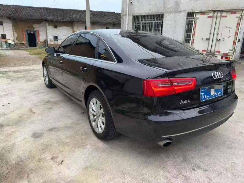 丽江14年奥迪A6L8