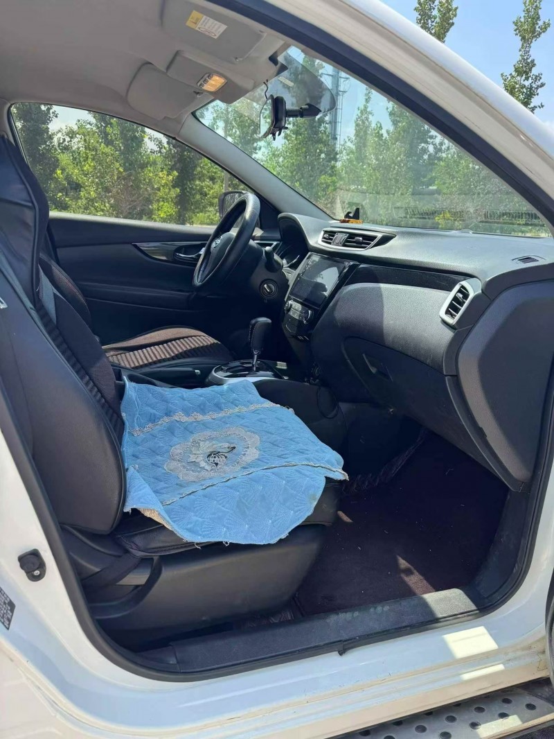 菏泽17年日产逍客5