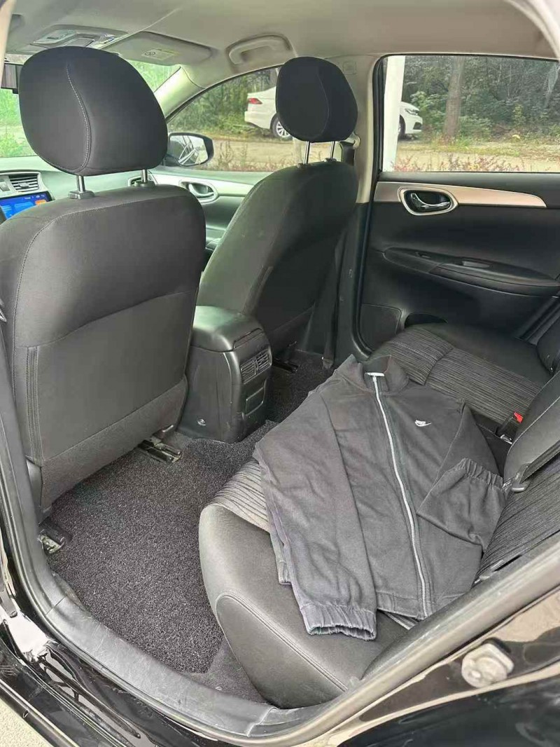 枣庄23年日产轩逸5