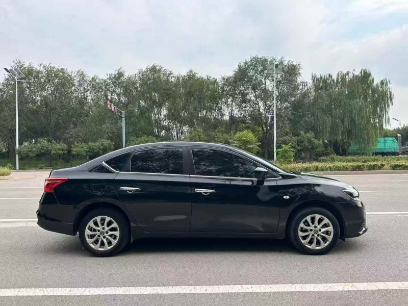 枣庄23年日产轩逸7