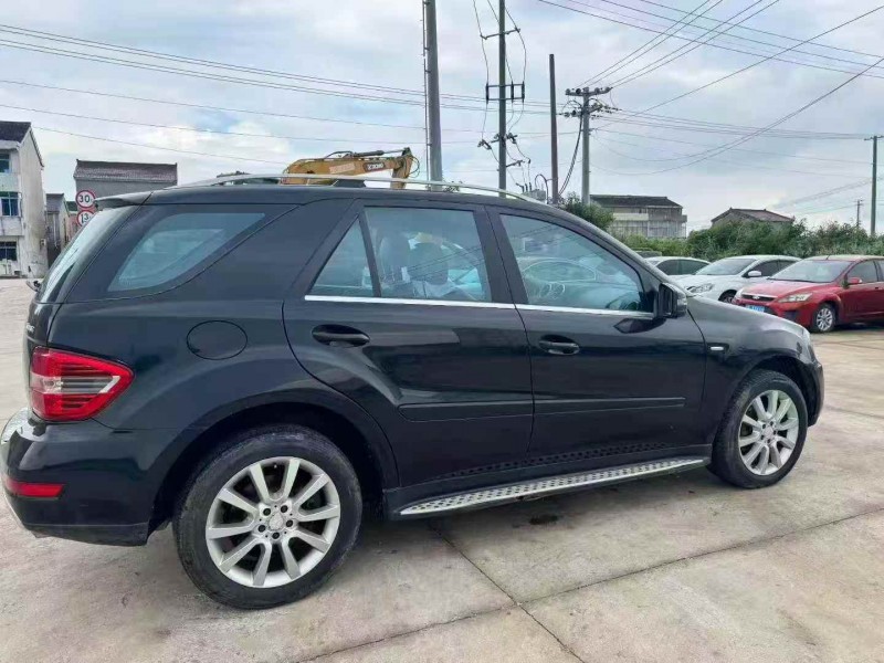 常州11年奔驰ML8