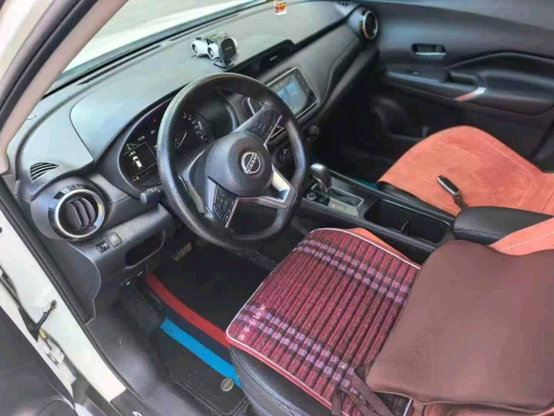 保定24年日产劲客8