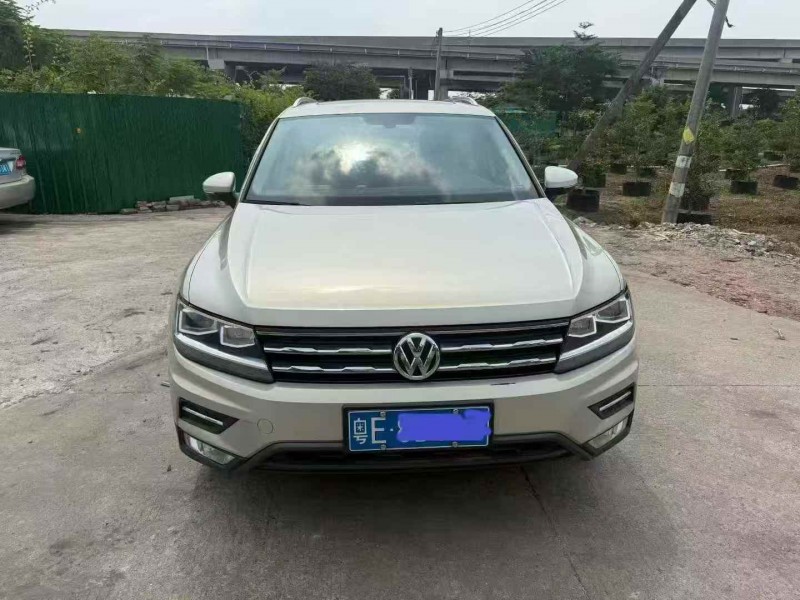 佛山18年大众途观1